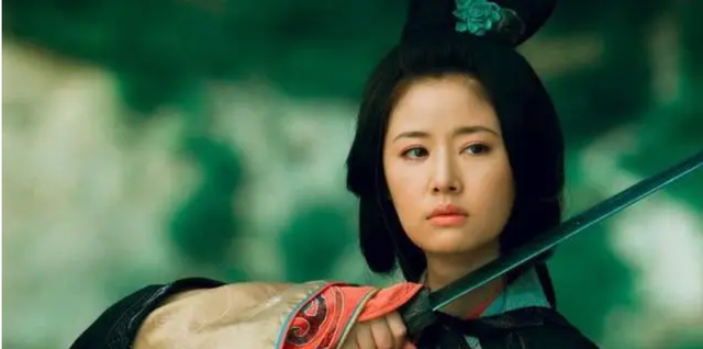 3 năm làm vợ Lưu Bị nhưng không có con, Tôn Thượng Hương rơi vào tình thế đó chỉ vì một lời của người này - Ảnh 1.