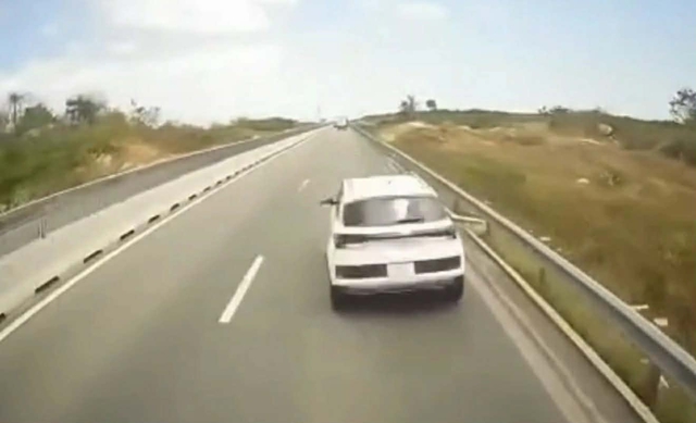 Cô giáo dạy toán và con trai tử vong trên cao tốc: Đau xót bữa cơm dang dở bà ngoại chờ con cháu - Ảnh 2.