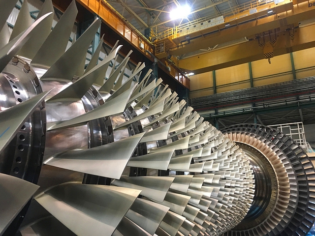 Tuabin khí mạnh nhất Nga: 220 tấn - Ảnh 1.