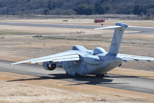 M&aacute;y bay t&aacute;c chiến điện tử thế hệ mới của Nhật Bản gia tăng sức mạnh qu&acirc;n sự 2026 - Ảnh 9.