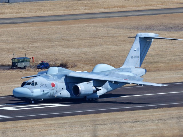 M&aacute;y bay t&aacute;c chiến điện tử thế hệ mới của Nhật Bản gia tăng sức mạnh qu&acirc;n sự 2026 - Ảnh 4.