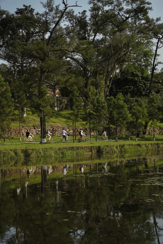 Huế th&aacute;ng 3 - điểm đến l&atilde;ng mạn nhất h&agrave;nh tinh - Ảnh 2.