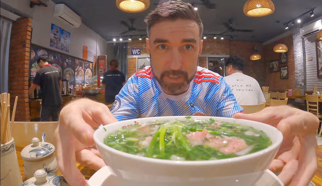 Khách Tây tiếc nuối khi ăn một món Việt ở Mỹ, nhận xét: 