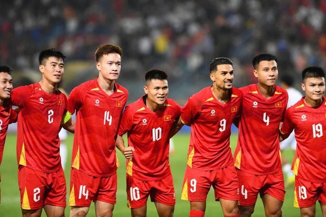 DIỄN BIẾN Việt Nam 2-0 Bangladesh: Tuyển Việt Nam c&oacute; th&ecirc;m b&agrave;n thắng đẳng cấp - Ảnh 3.