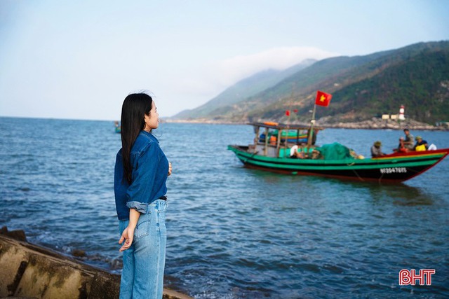 Cảng cá gần 300 tỷ thành điểm du lịch, chủ tịch tỉnh phải đăng lên Facebook - Ảnh 12.