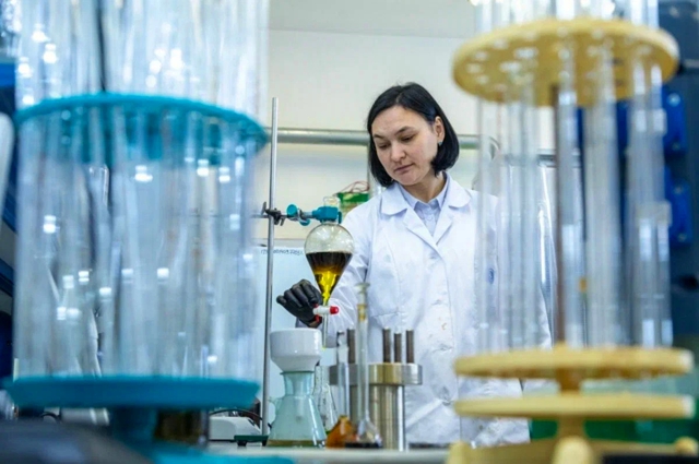 Nga tìm ra "chìa khóa vàng" sản xuất biofuel từ gỗ - Ảnh 1.