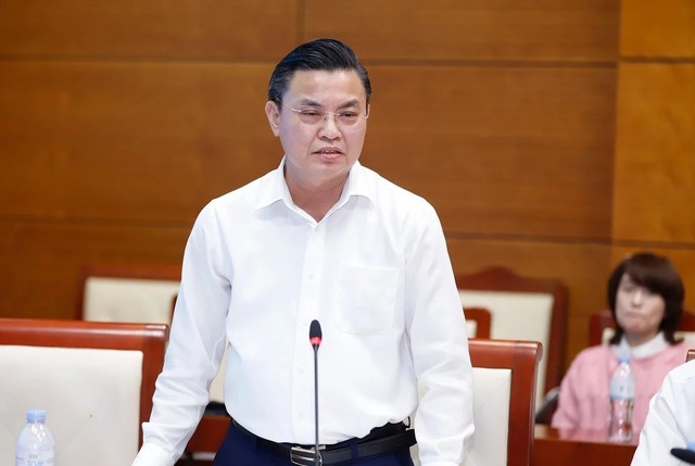 Bất ngờ số tiền hàng chục tỷ đồng các doanh nghiệp đã chi cho cựu Cục trưởng Hoàng Văn Thức - Ảnh 1.