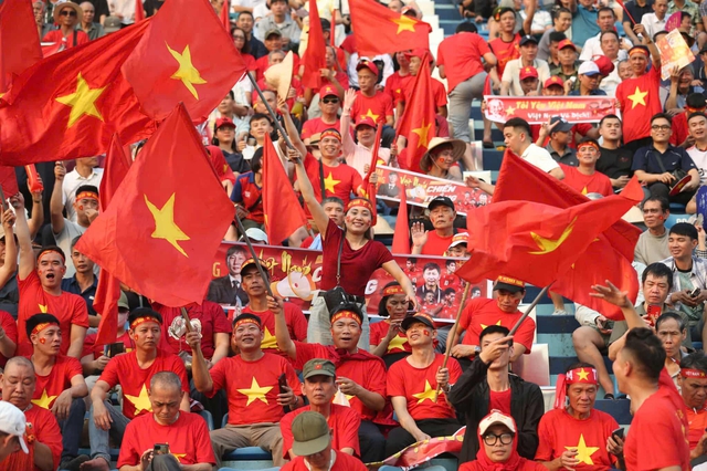 DIỄN BIẾN Việt Nam 3-1 Malaysia: Tuyển Việt Nam bị thổi penalty - Ảnh 12.