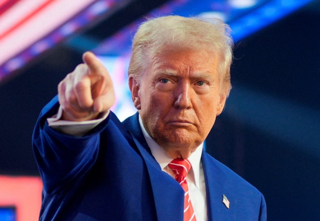 Tehran ra đòn, lực lượng gây bất ngờ đã xuất hiện - Hàng ngàn lính dù Mỹ áp sát, 1 nước sẵn sàng mang vũ khí "chính xác 99%" can thiệp - Ảnh 2.