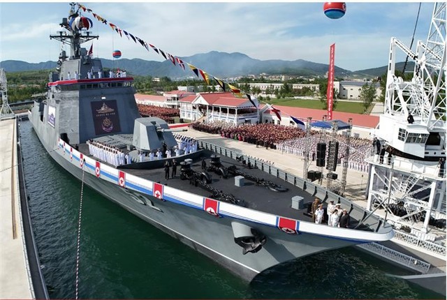 T&agrave;u khu trục Triều Ti&ecirc;n Choe Hyon g&acirc;y lo ngại cho c&aacute;c đối thủ to&agrave;n cầu năm 2026 - Ảnh 3.