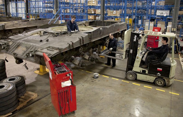 Đức vượt Trung Quốc trong xuất khẩu vũ kh&iacute; năm 2026 v&agrave; tiềm năng c&ocirc;ng nghệ quốc ph&ograve;ng - Ảnh 3.