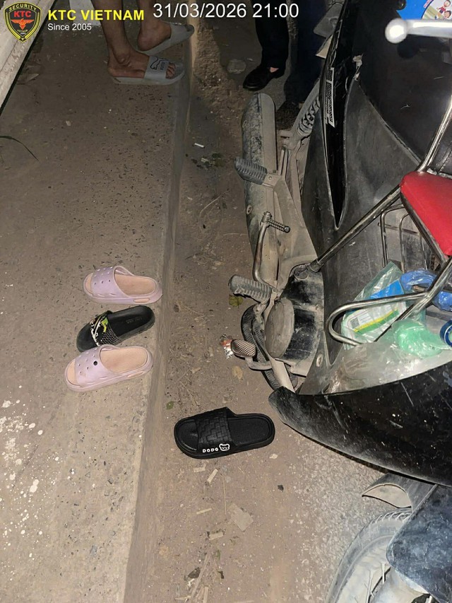 Hiện trường xuyên đêm tìm kiếm 3 mẹ con nghi nhảy sông Hồng tự tử ở Hưng Yên - Ảnh 4.