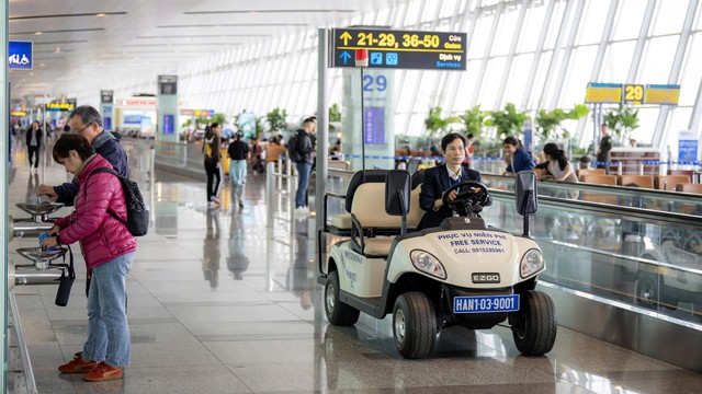 Khách đi máy bay lưu ý: Được dùng 2 dịch vụ miễn phí khi đến sân bay Nội Bài - Ảnh 2.