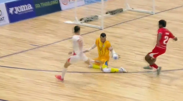 Diễn biến trận Việt Nam 2-3 Indonesia: Tuyển Việt Nam tấn c&ocirc;ng dồn dập - Ảnh 4.