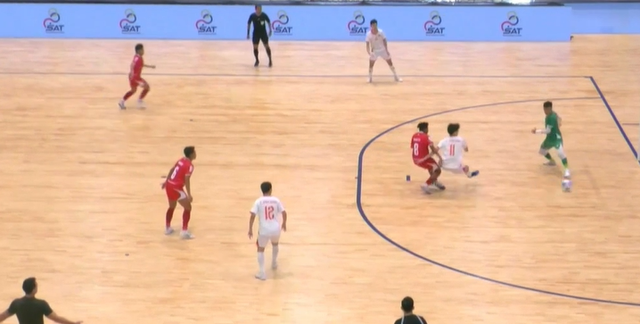 Diễn biến trận Việt Nam 2-3 Indonesia: Tuyển Việt Nam tấn c&ocirc;ng dồn dập - Ảnh 3.