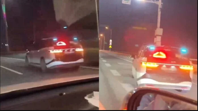 Hơn 100 chiếc taxi đồng loạt "chết máy" giữa đường đông đúc, hành khách hoảng loạn cầu cứu suốt 90 phút - Ảnh 1.