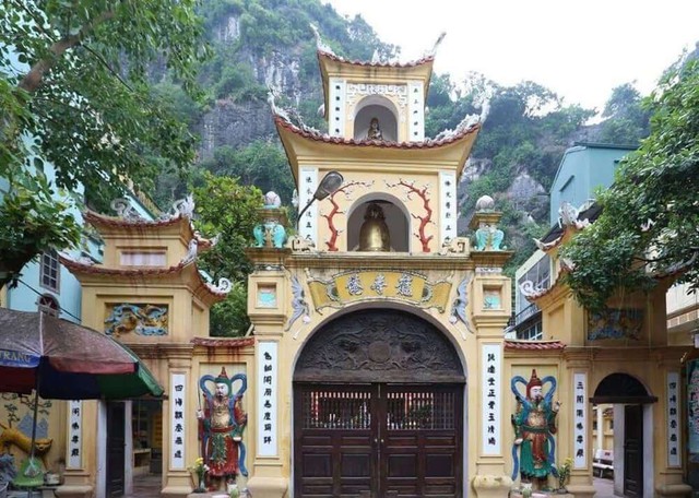 Ngôi chùa Nguyên Thủ tướng Phạm Minh Chính vừa ghé thăm: Nằm dưới chân núi, là Di tích cấp Quốc gia - Ảnh 2.