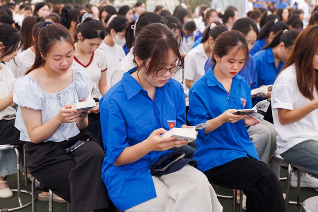 Nhật ký Hành Trình Từ Trái Tim: Khơi chí lớn, tiếp động lực cho thế hệ trẻ Tuyên Quang - Ảnh 9.