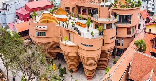 Vượt qua Mỹ và Úc, một công trình kiến trúc của Việt Nam bất ngờ lọt top 15 đẹp nhất thế giới - Ảnh 4.