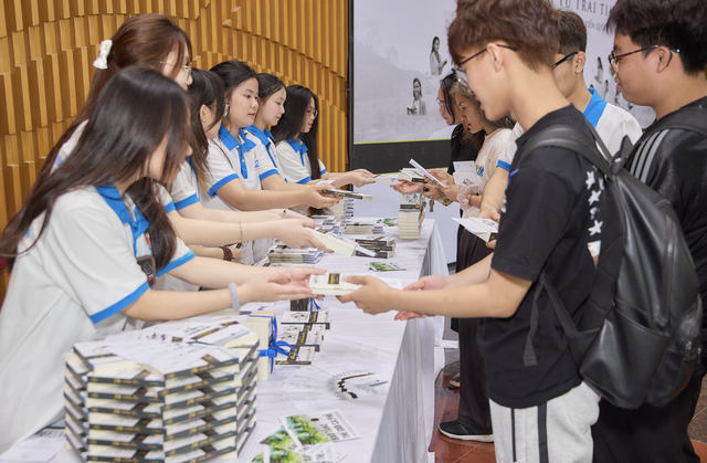 Nhật ký Hành Trình Từ Trái Tim: Khát vọng lớn của người trẻ - nền tảng cho quốc gia hùng mạnh   - Ảnh 9.