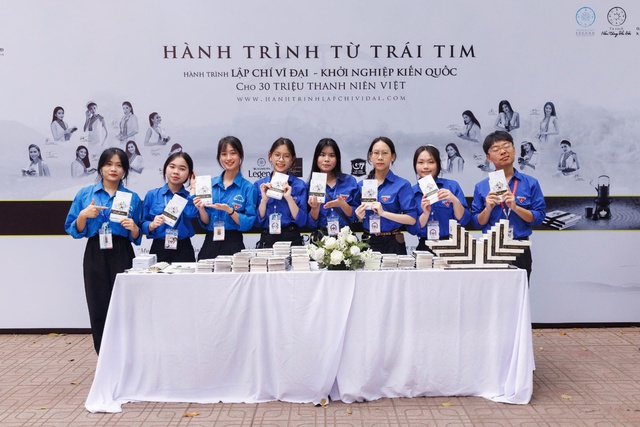 Nhật ký Hành Trình Từ Trái Tim: Khát vọng lớn của người trẻ - nền tảng cho quốc gia hùng mạnh   - Ảnh 14.