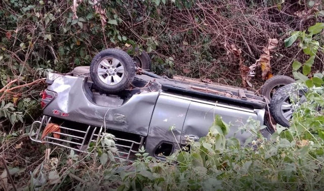 Chuyến đi câu cá kết thúc trong bi kịch, 9 người tử vong trong chiếc xe bán tải nghi do 2 nguyên nhân - Ảnh 1.