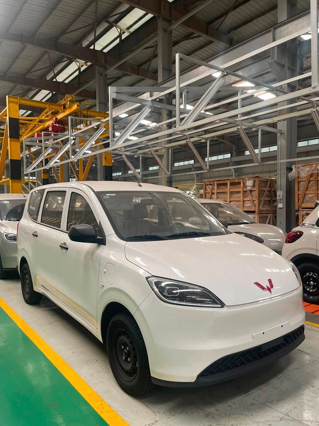 Xe 7 chỗ "ăn" 1,1L/100km sắp b&aacute;n tại Việt Nam, gi&aacute; si&ecirc;u rẻ: Dự kiến chỉ 500 triệu đồng, đ&atilde; nhận cọc - Ảnh 1.