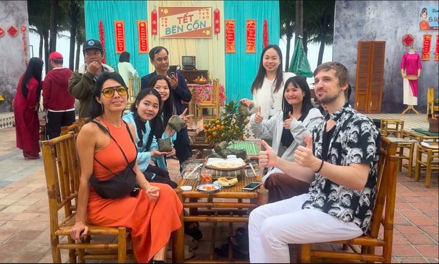 Kh&aacute;ch T&acirc;y kể lại trải nghiệm l&uacute;c 1h s&aacute;ng giữa thủ đ&ocirc; rồi đưa ra quyết định bất ngờ n&agrave;y - Ảnh 4.