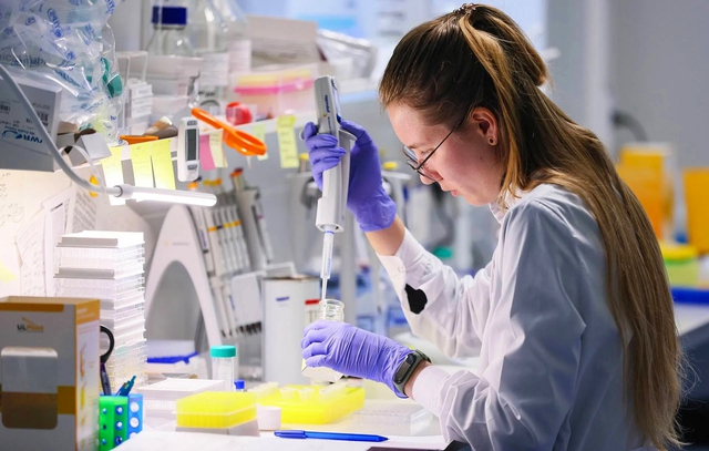 Nga vừa tạo ra thứ "không tồn tại trong tự nhiên" có khả năng tiêu diệt tế bào ung thư - Ảnh 1.