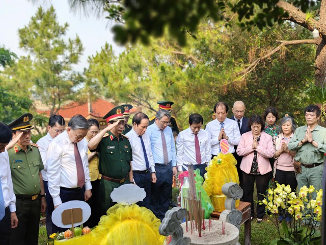 Nơi Tổng bí thư, Chủ tịch nước Tô Lâm mới đến dâng hương: Nằm dưới chân núi, sở hữu địa thế hiếm có - Ảnh 1.