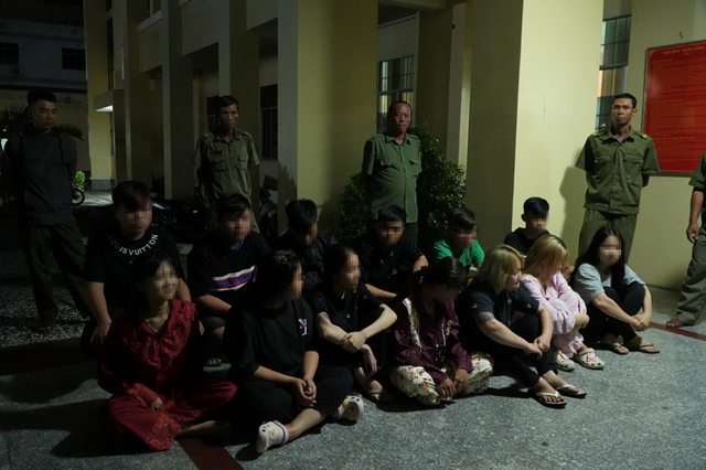 Thi hành lệnh bắt tạm giam Trần Ngọc Yến - Ảnh 2.