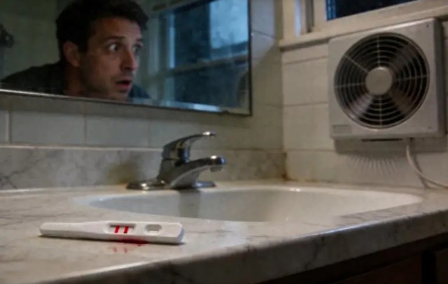 Vợ 44 tuổi báo tin có thai sau 10 năm chồng triệt sản: Người đàn ông sững sờ khi nhìn kết quả ADN - Ảnh 1.