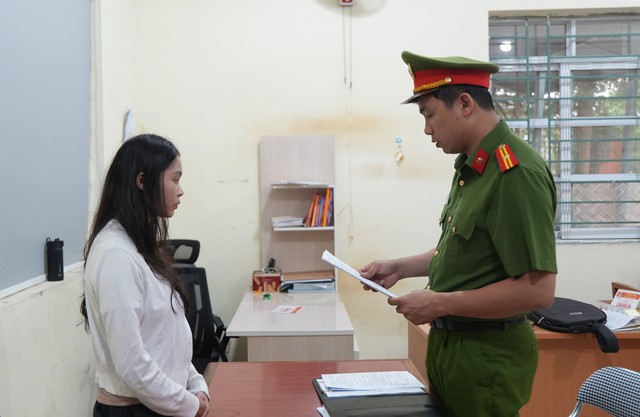 Bắt Triệu Thị Dung SN 1994 cầm đầu đường dây livestream khiêu dâm, đồi trụy: Lời khai của các đối tượng nữ - Ảnh 2.