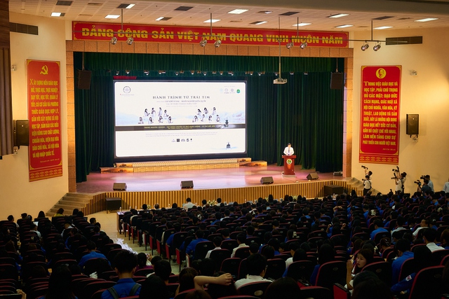 Nhật k&yacute; H&agrave;nh Tr&igrave;nh Từ Tr&aacute;i Tim: Tiếp lửa kh&aacute;t vọng, tuổi trẻ T&acirc;y Bắc vững bước x&acirc;y dựng qu&ecirc; hương   - Ảnh 3.