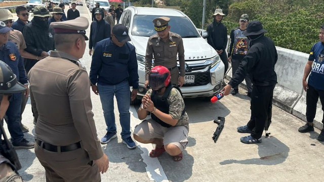 Thuê bạn thân sát hại người yêu cũ, khi bị cảnh sát đuổi theo cô gái tự bắn súng vào mình để tự sát - Ảnh 1.