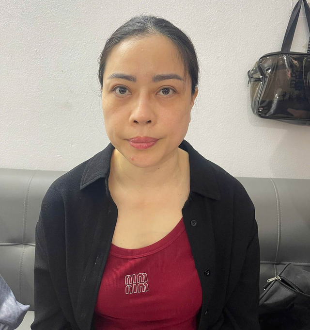 Khám xét nơi ở của Đoàn Thị Thu Hằng SN 1979 - Ảnh 1.