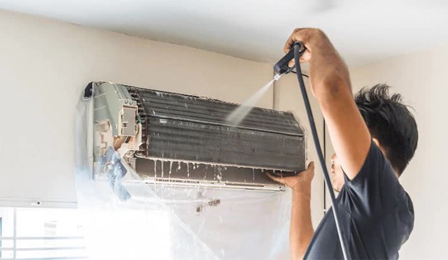 Cảnh tượng bên trong chiếc điều hòa 2 năm không được vệ sinh: Thì ra đây là nguyên nhân gây tốn điện - Ảnh 2.