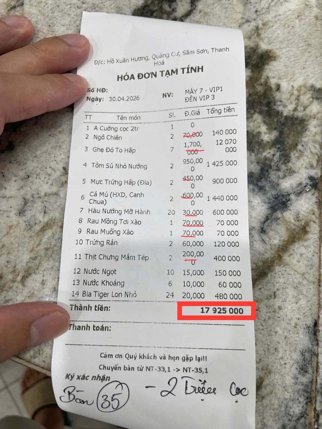 Lan truyền h&oacute;a đơn bữa ăn gần 18 triệu đồng dịp lễ ở Sầm Sơn: Nh&agrave; h&agrave;ng giải th&iacute;ch, ch&iacute;nh quyền v&agrave;o cuộc - Ảnh 1.