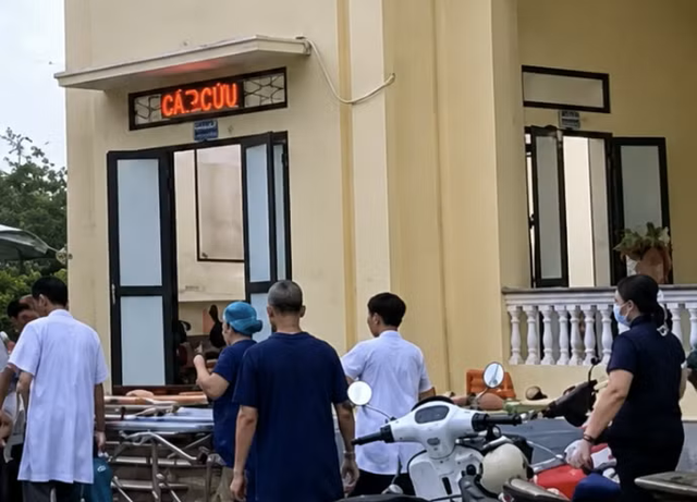 Bắt Bùi Trung Mạnh 52 tuổi chém 4 người ở Hưng Yên: Hé lộ quan hệ với các nạn nhân - Ảnh 1.