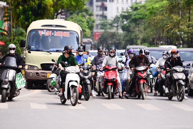 Từ ngày mai, thời tiết miền Bắc thay đổi hoàn toàn - Ảnh 1.