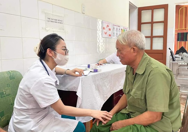 Tin rất vui: Đây là những đối tượng được ưu tiên khi khám sức khoẻ toàn dân miễn phí - Ảnh 2.