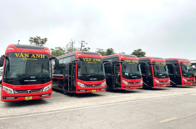 Ra lệnh bắt tạm giam chủ nhà xe Trịnh Thị Vân Anh và kế toán trưởng Nguyễn Thị Thanh Ngần - Ảnh 2.