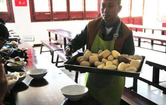 Các nhà sư Thiếu Lâm Tự ăn gì mỗi ngày: Thực đơn được tiết lộ khác hẳn những gì thấy trên phim ảnh - Ảnh 1.