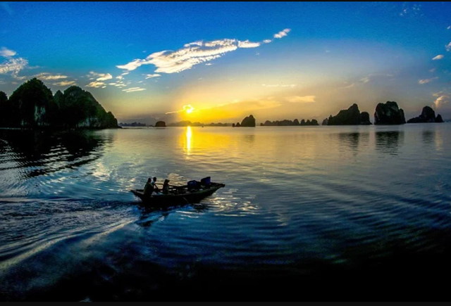 Không phải vịnh Lan Hạ, đây mới là điểm đến ít người biết ở Việt Nam được báo ngoại gọi là "kỳ quan" - Ảnh 2.