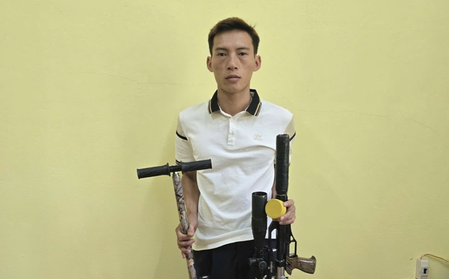 Ra quyết định khởi tố MC đám cưới Tao Văn Xanh SN 2003 - Ảnh 1.