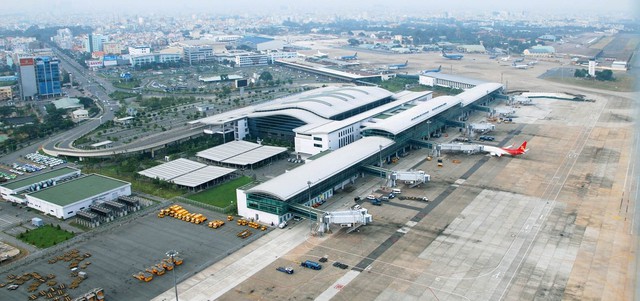 Sân bay đông nhất Việt Nam tìm phương án ứng phó mùa mưa năm 2026: Thì ra từng bị đột trong nhà ga - Ảnh 3.