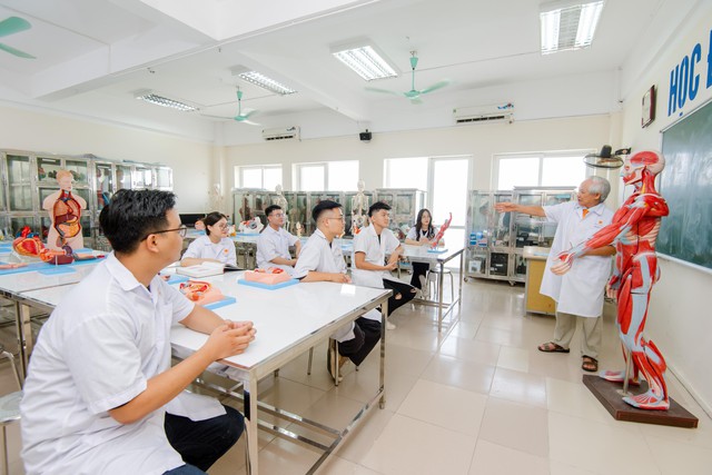 TS Lê Đắc Sơn nói một câu thấu tình: