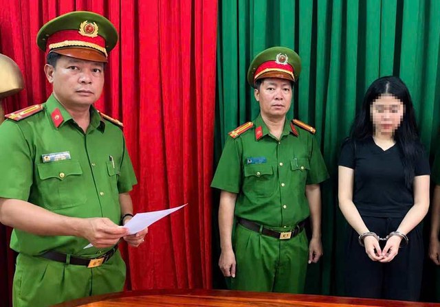 Tạm giữ hình sự nữ Giám đốc sinh năm 2002 - Ảnh 1.