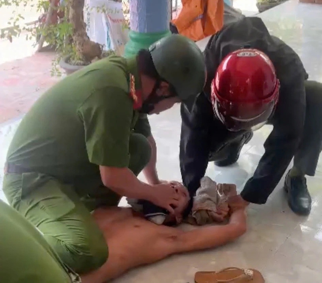 Vụ người đàn ông sát hại vợ và con trai 2 tháng tuổi: Bất ngờ lời kể từ hàng xóm - Ảnh 2.