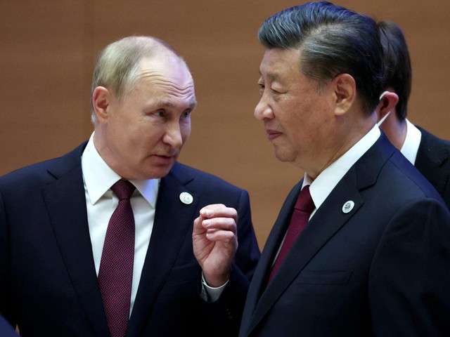 TST: Trung Quốc bất ngờ v&agrave;o cuộc sau cuộc gọi của &ocirc;ng Putin, Kiev n&iacute;n thở - Đ&uacute;ng 0h, QĐ Nga tại Ukraine nhận lệnh - Ảnh 2.